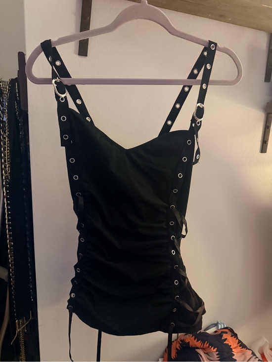 Source Unknown Tops - Source Unknown Black Grommet Lace-Up Ruched Camisole